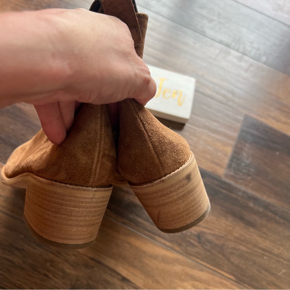 Paul Green Tan Suede Booties NWT - Picture 6 of 9